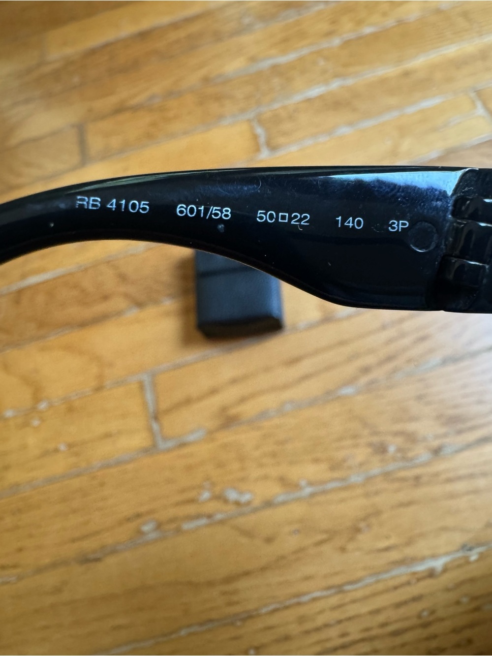 Ray-Ban Black folding wayfarers - Picture 9 of 12